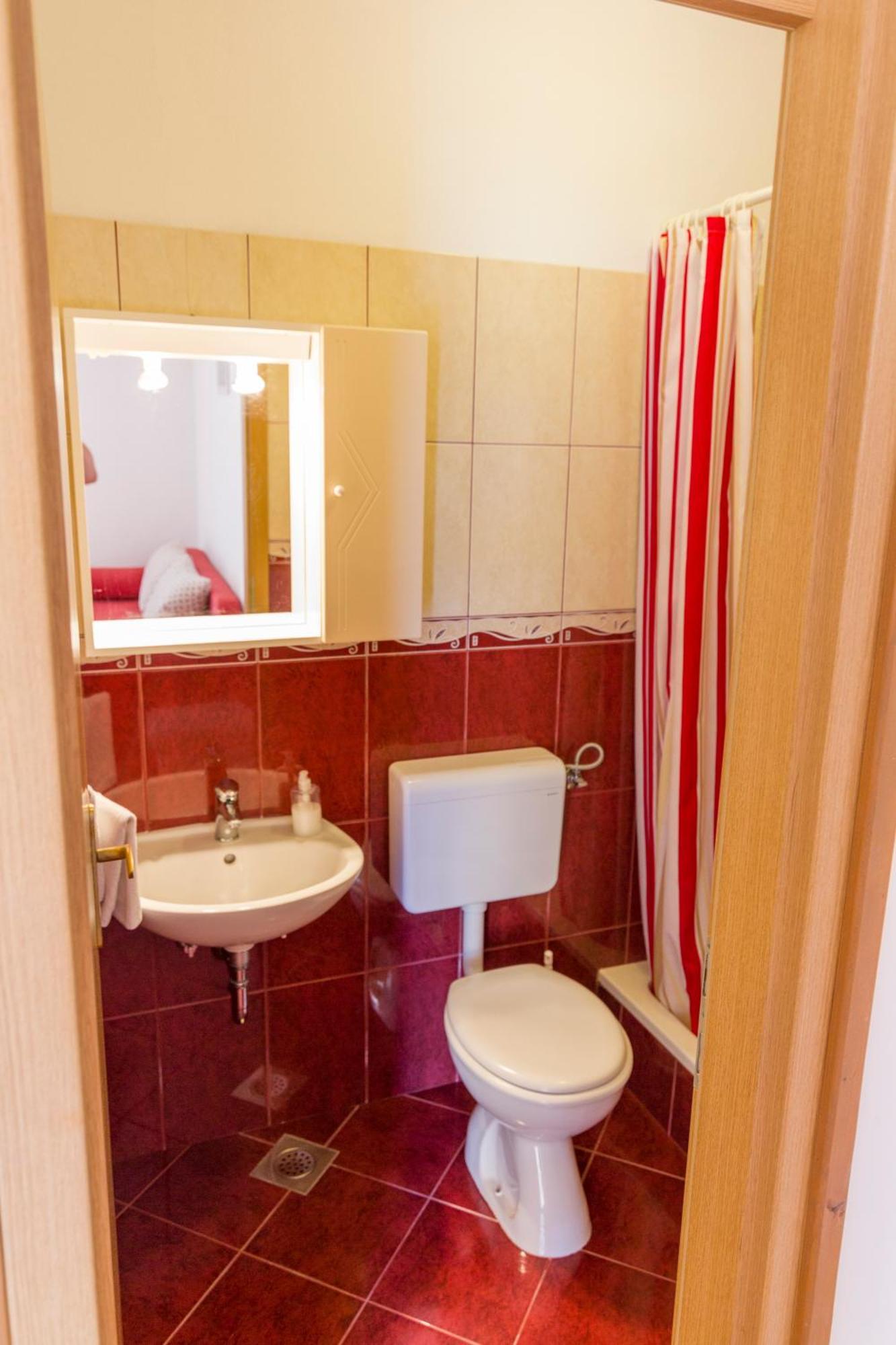 Apartman Vulić Apartment Tučepi Exterior foto