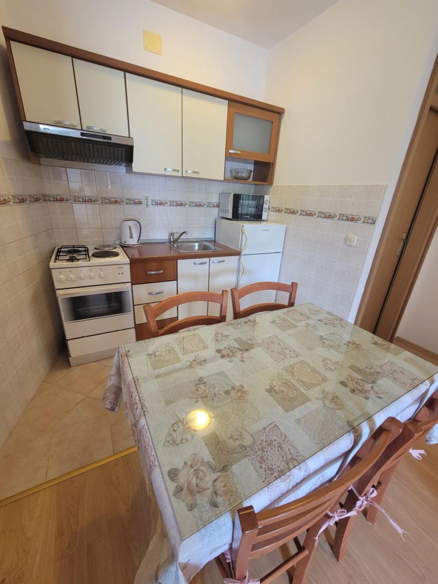 Apartman Vulić Apartment Tučepi Exterior foto
